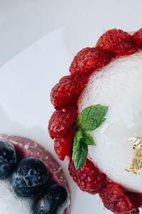 Preview wallpaper raspberries, blueberries, berries, mint, dessert