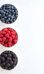 Preview wallpaper raspberries, blueberries, blackberries, berries