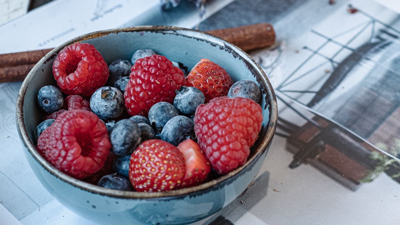 Wallpaper raspberries, blueberries, strawberries, berries, bowl