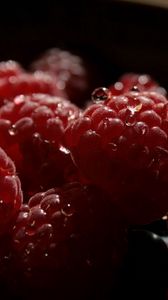 Preview wallpaper raspberry, berry, bowl, sweet, ripe