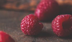 Preview wallpaper raspberry, berry, fruit, macro, surface