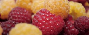 Preview wallpaper raspberry, berry, ripe, sweet