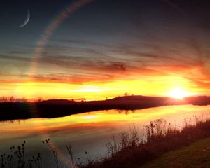 Preview wallpaper rays, sky, river, sunset, sun