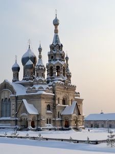 Preview wallpaper redeemer cathedral, village, kukoba, yaroslavl region, church, winter, snow, cold, russia