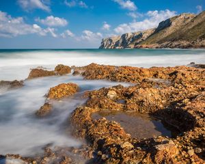 Preview wallpaper reefs, sea, mountains, long exposure