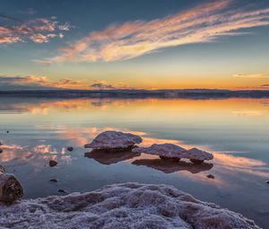 Preview wallpaper reefs, stones, lake, sky, reflection