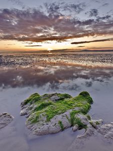 Preview wallpaper reeves, stone, moss, outflow, evening, twilight, pool, water, clouds, sky