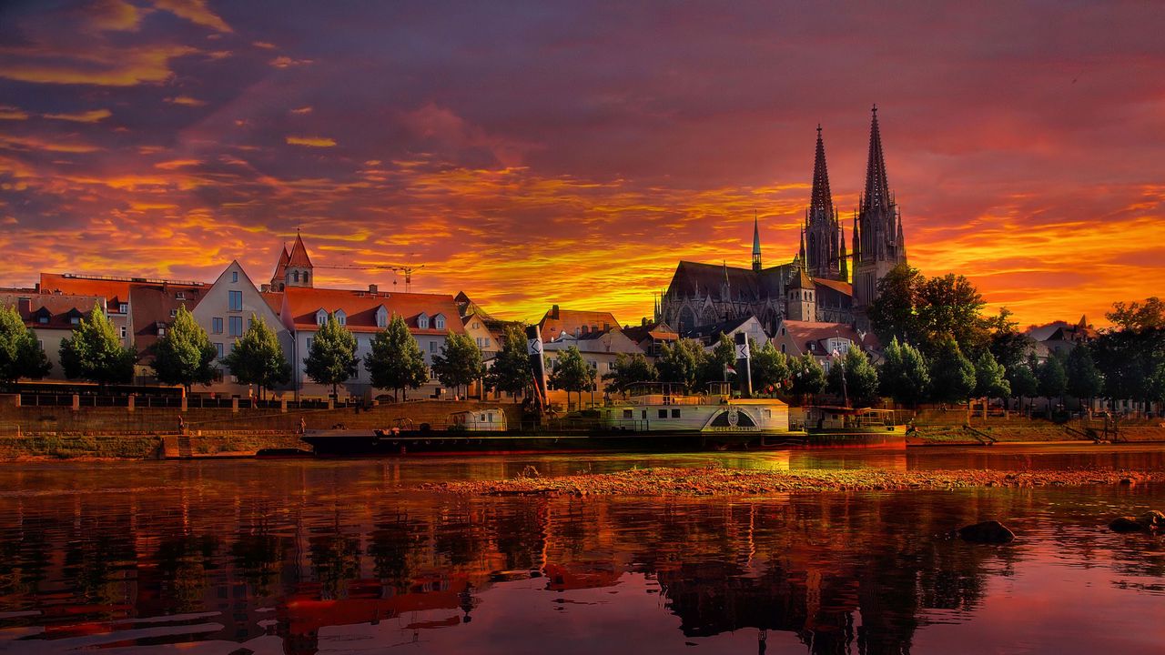 Wallpaper regensburg, germany, sunset, cityscape