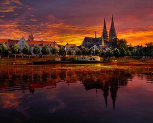 Preview wallpaper regensburg, germany, sunset, cityscape