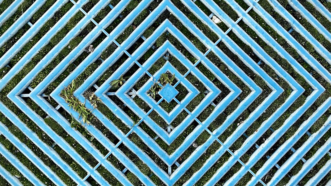 Wallpaper rhombuses, shapes, fence, construction, blue