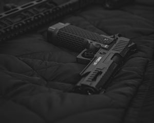 Preview wallpaper rifle, gun, weapon, black
