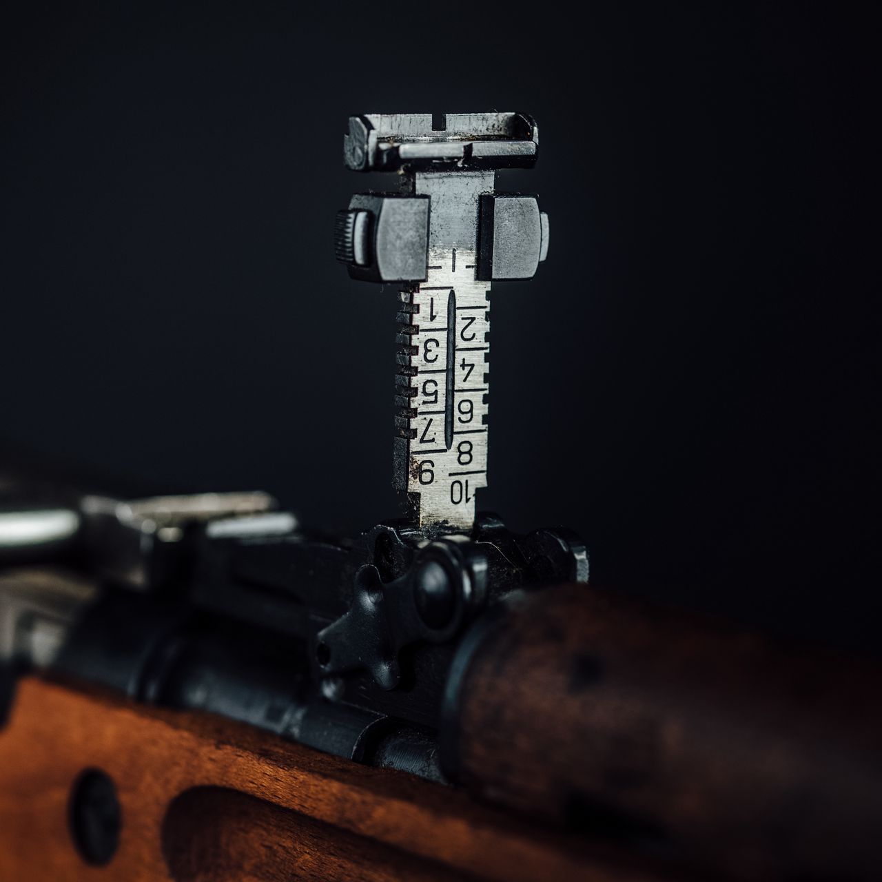 1280x1280 Wallpaper rifle, sight, weapon