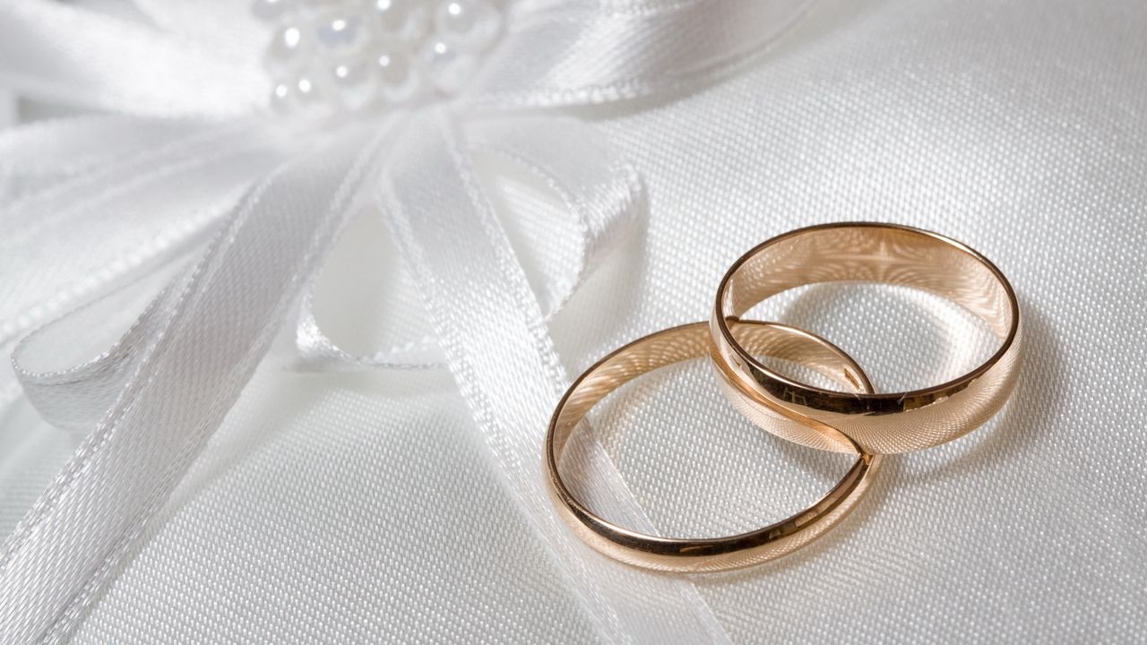 Wallpaper ring, dress, engagement, couple, wedding