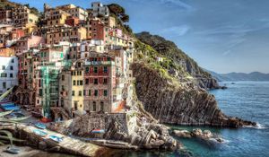 Preview wallpaper riomaggiore, italy, shore, cliff, hdr