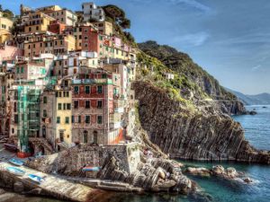 Preview wallpaper riomaggiore, italy, shore, cliff, hdr