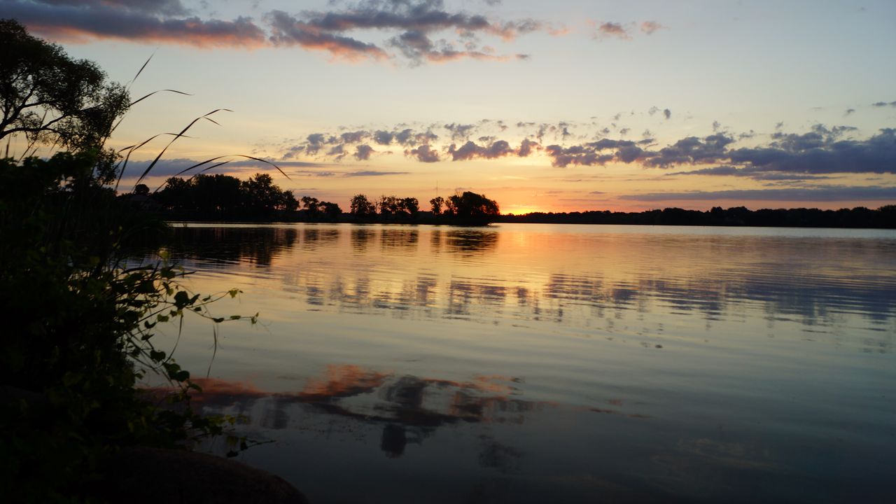 Wallpaper river, branches, leaves, sunset