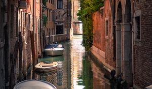 Preview wallpaper river, buildings, architecture, facade, boat