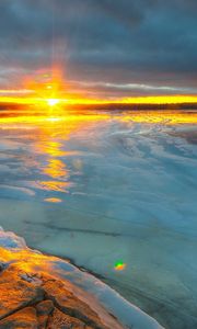 Preview wallpaper river, ice, decline, evening, stone, horizon