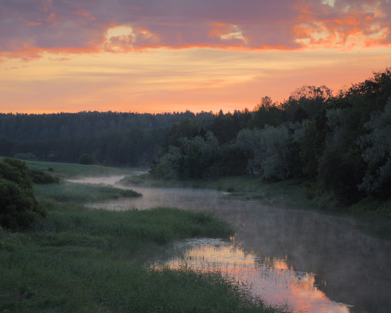 1280x1024 Wallpaper river, trees, clouds, sunset, landscape