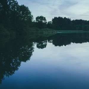 Preview wallpaper river, trees, evening