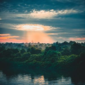 Preview wallpaper river, trees, horizon, sky