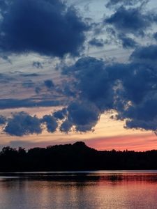 Preview wallpaper river, trees, silhouettes, evening, landscape