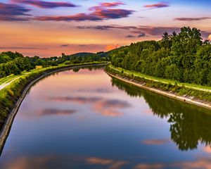 Preview wallpaper river, trees, turn, sunset