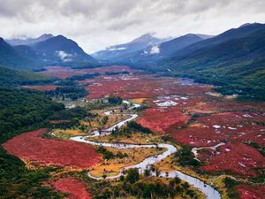 Preview wallpaper river, winding, mountains, landscape, fog