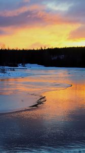 Preview wallpaper river, winter, ice, snow, landscape