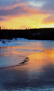 Preview wallpaper river, winter, ice, snow, landscape
