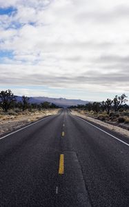 Preview wallpaper road, asphalt, desert, marking, horizon