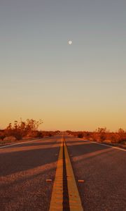 Preview wallpaper road, asphalt, distance, horizon, nature