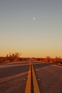 Preview wallpaper road, asphalt, distance, horizon, nature