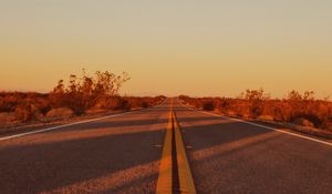 Preview wallpaper road, asphalt, distance, horizon, nature