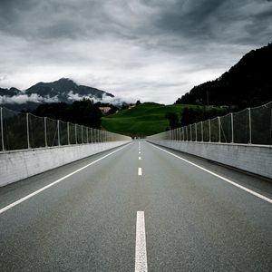 Preview wallpaper road, asphalt, mountains, nature