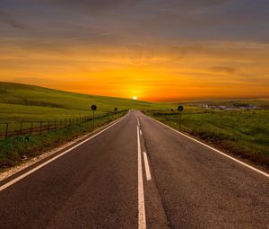 Preview wallpaper road, bending, marking, sunset, sky