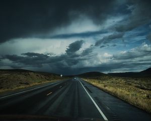 Preview wallpaper road, clouds, auto, traffic