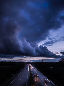 Preview wallpaper road, clouds, cloudy, horizon, movement