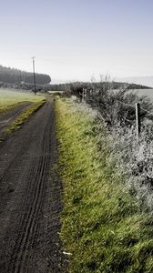 Preview wallpaper road, country, colors, effect, protection, grass