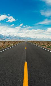 Preview wallpaper road, desert, mountains, horizon, asphalt, distance