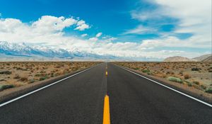 Preview wallpaper road, desert, mountains, horizon, asphalt, distance