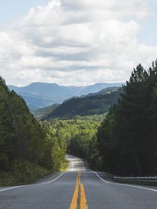 Preview wallpaper road, distance, mountains, trees, marking