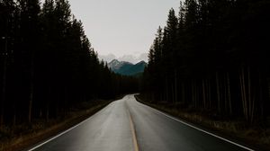 Preview wallpaper road, distance, mountains, trees, sky