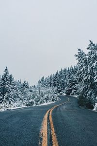 Preview wallpaper road, distance, winding, trees, snow, snowy