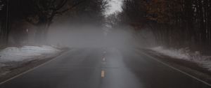 Preview wallpaper road, fog, alley, trees