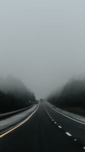 Preview wallpaper road, fog, asphalt, marking, movement