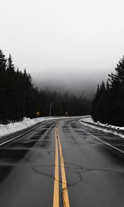 Preview wallpaper road, fog, turn, snow, overcast