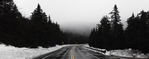 Preview wallpaper road, fog, turn, snow, overcast