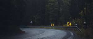 Preview wallpaper road, forest, fog, turn, asphalt, trees