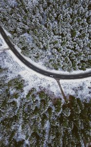 Preview wallpaper road, forest, snow, car, aerial view